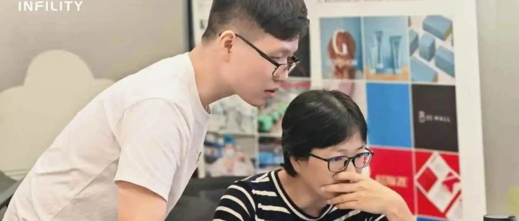 建站老司机提醒：在搭建和运营外贸 B2B 独立站时，有一个必须警惕的 “超级风险”—— 技术债。
